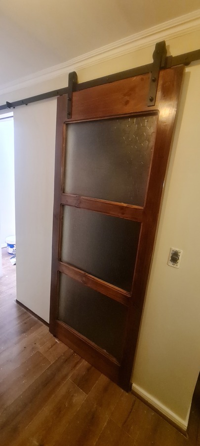 Puerta corredera colgante cocina