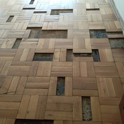 preparacion y aspirado de la superficie para pegar las palmetas