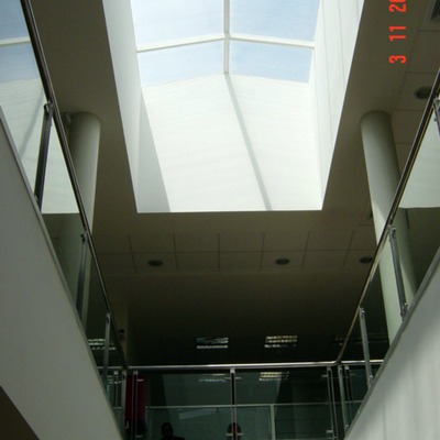 Detalle hall interior BancoEstado