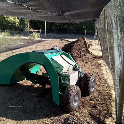 Volteadora de compost