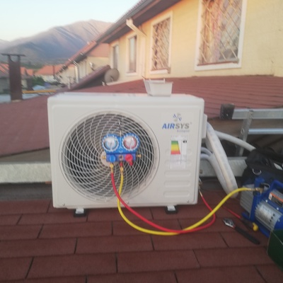 Unidad exterior en techo