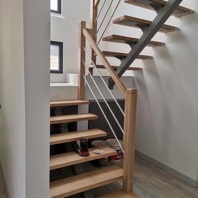 Construccion escalera Metal Madera Limon Central