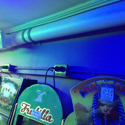 LÍNEA ALIMENTACIÓN ELÉCTRICA Y EXTRACTOR DE HUMOS