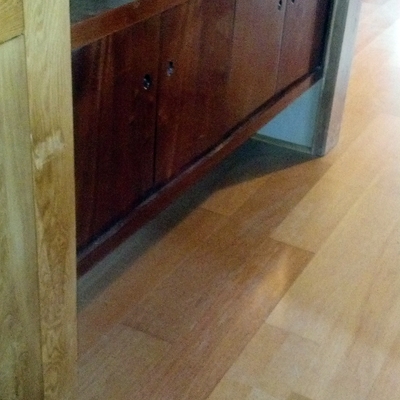 piso de madera encolado