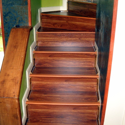 REVESTIMIENTO ESCALERAS