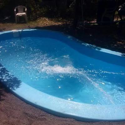 Piscina de fibra de vidrio instalada
