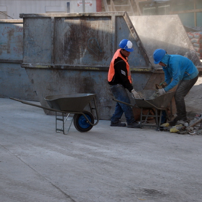 TRABAJOS DE LIMPIEZA EN OBRA 