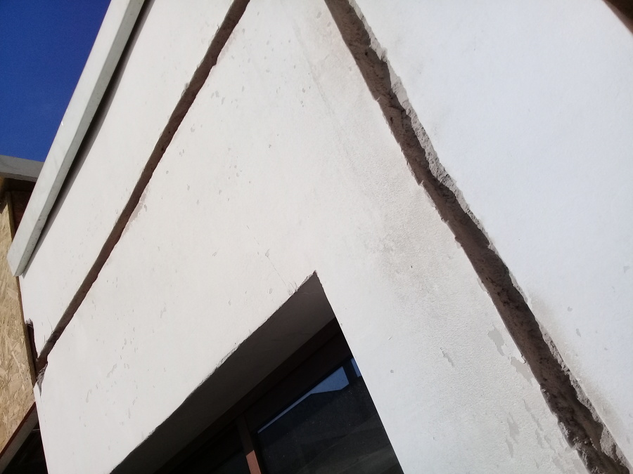 abertura de orificios para canalizar ducteria en pared circuito cocina nr2