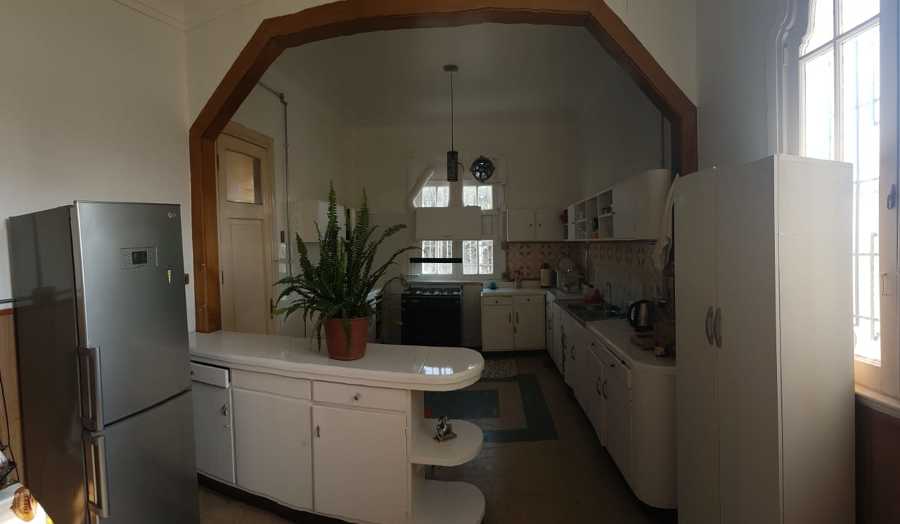 Cocina vista general pintura y barnices