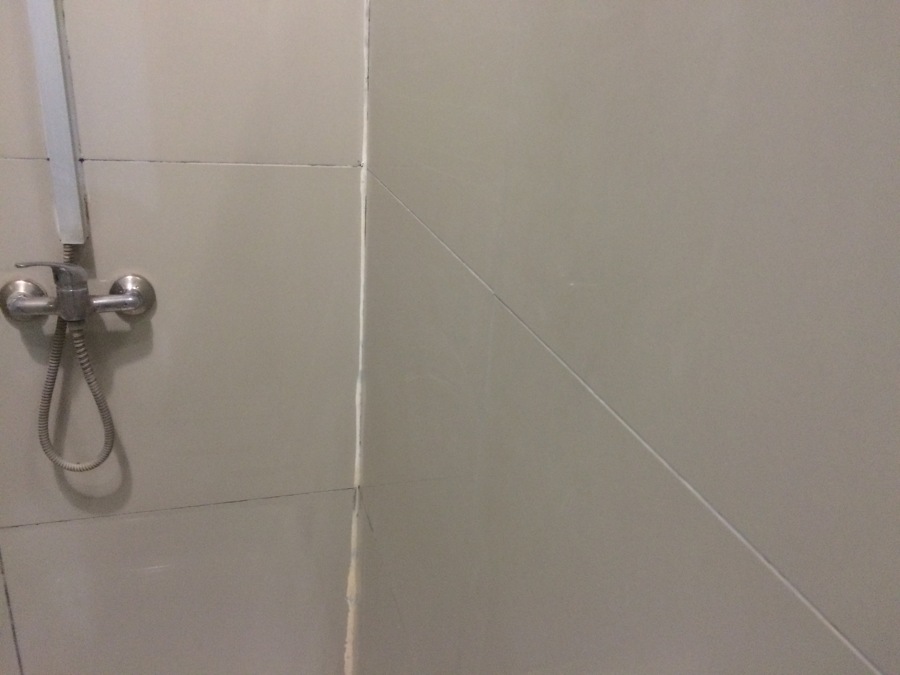 las uniones de las cerámicas sin ninguna suciedad