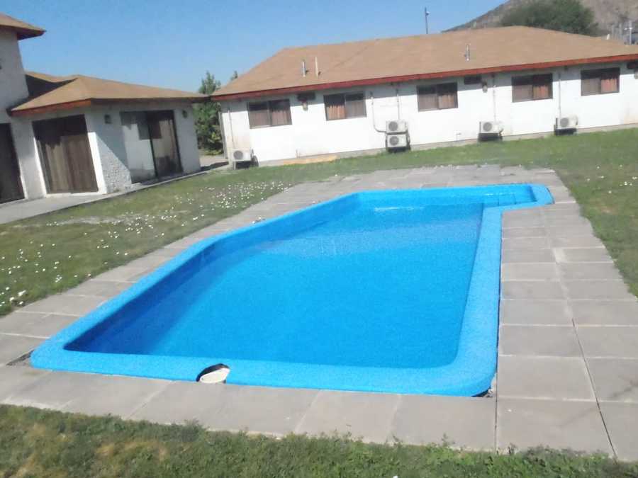 Piscina de fibra instalada