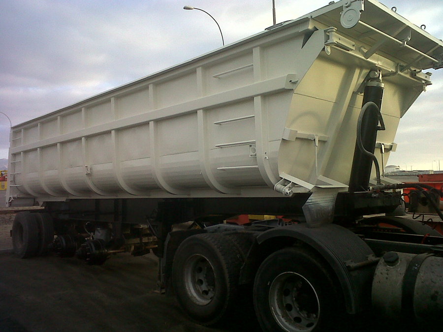 Recuperación tolva de descarga equipo Ultraport Angamos