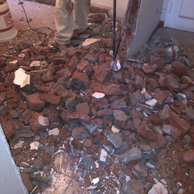 Demolicion de muro acceso