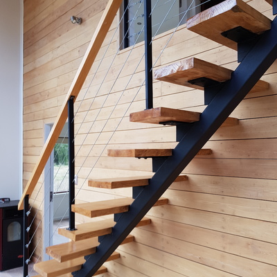 Muro de madera nativa