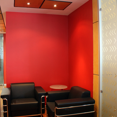 Oficina Toshiba: remodelación interior.