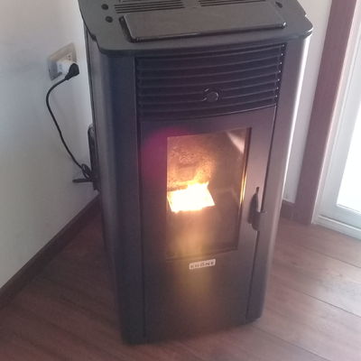 Instalación de termo estufa a pellet y radiadores